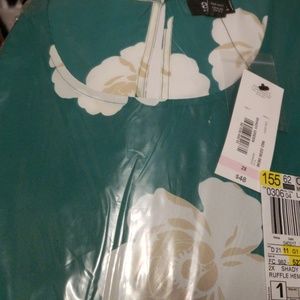 a.n.a. 2X ruffle hem blouse